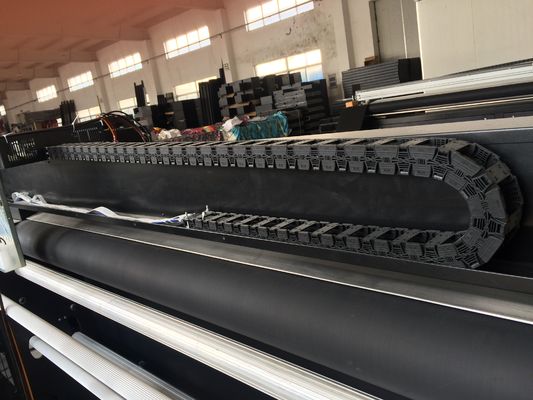 พลอตเตอร์ผ้ารูปแบบขนาดใหญ่พร้อมฮีตเตอร์สำหรับการทำธงกระจกกลางแจ้ง