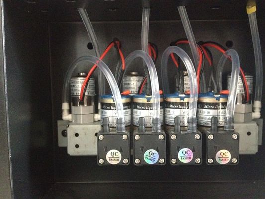 เครื่องพิมพ์สิ่งทอดิจิตอล Mimaki ในร่มและกลางแจ้งเพื่อให้ธงขนนกโดยตรง