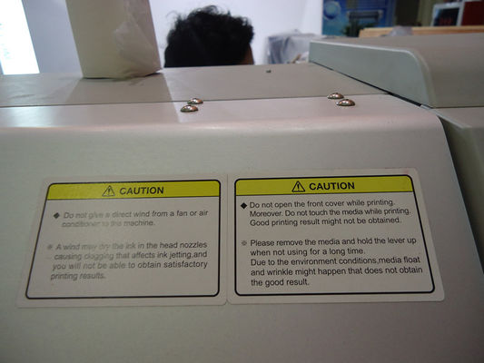 ในร่มผ้าระเหิดเครื่องพิมพ์มัลติฟังก์ชั่ Epson 1.6M สำหรับการพิมพ์ธงโฆษณา