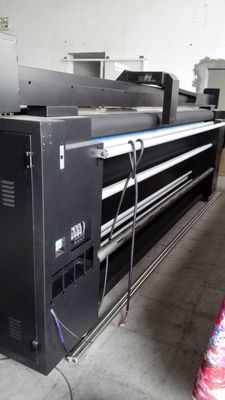 ม้วนเป็นม้วนผ้าพล็อตเตอร์แบนเนอร์ธงชายหาดเครื่องพิมพ์สิ่งทอ